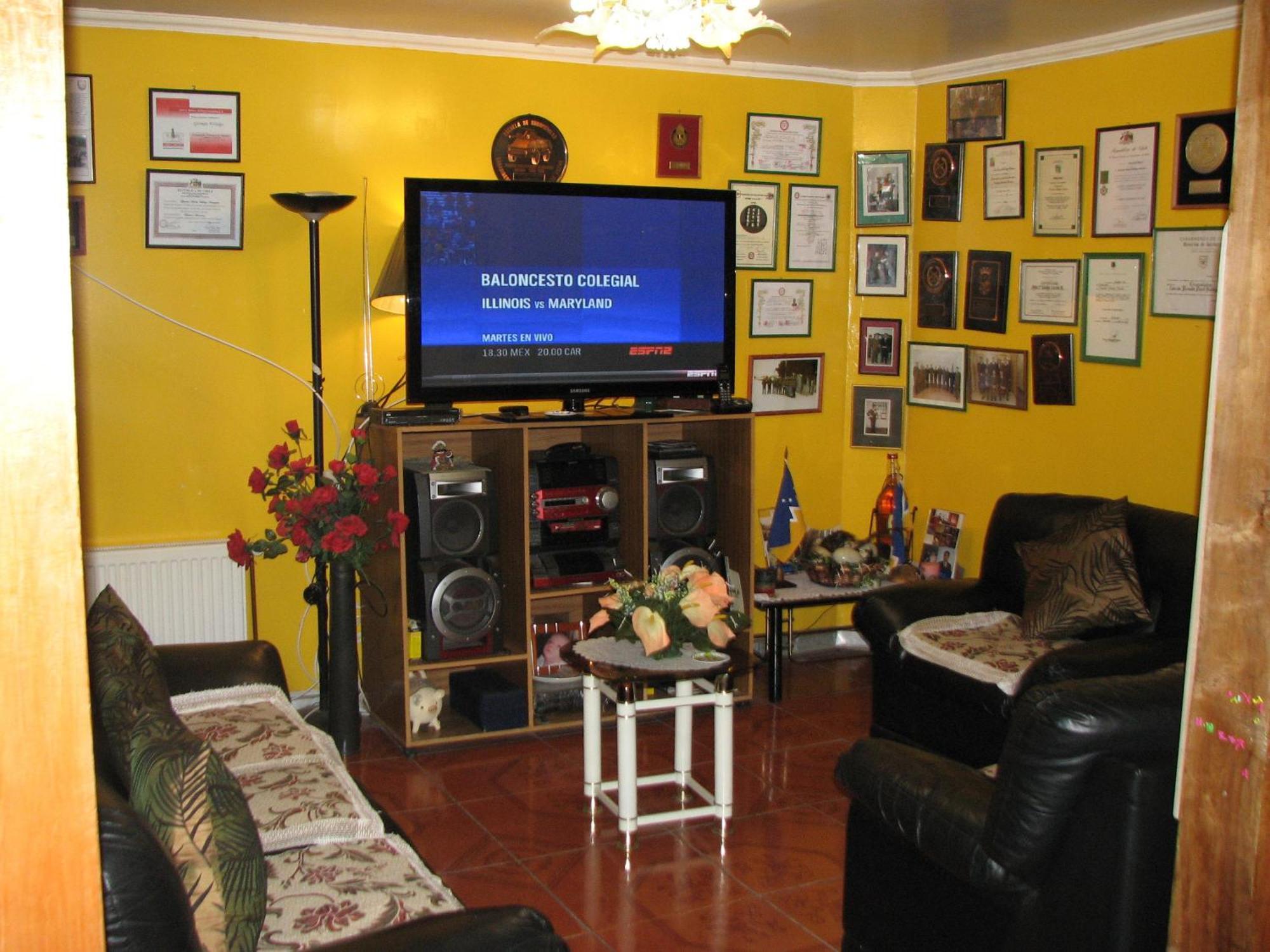 Hostal El Mirador Punta Arenas Eksteriør bilde