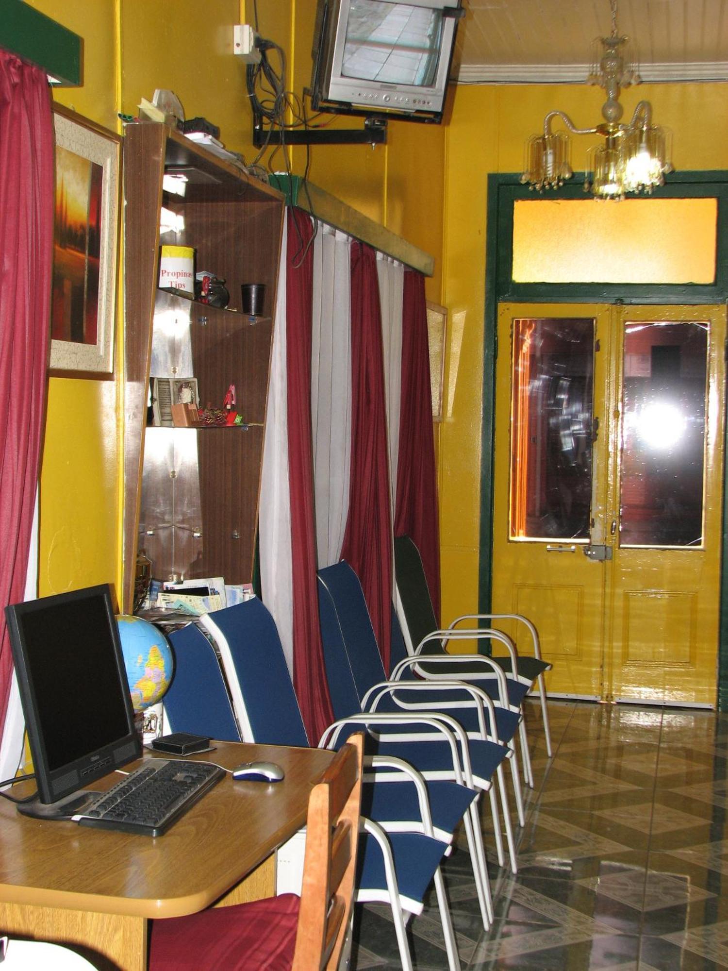 Hostal El Mirador Punta Arenas Eksteriør bilde